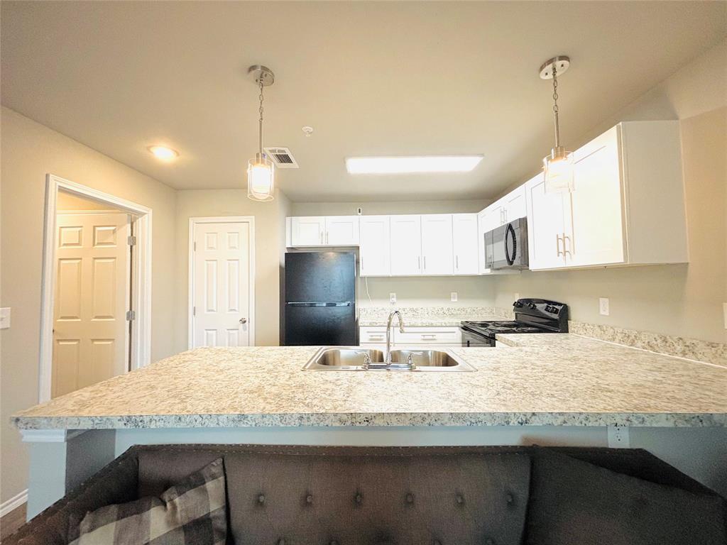 Sable Ridge Condos Ph 01-06 - Residential