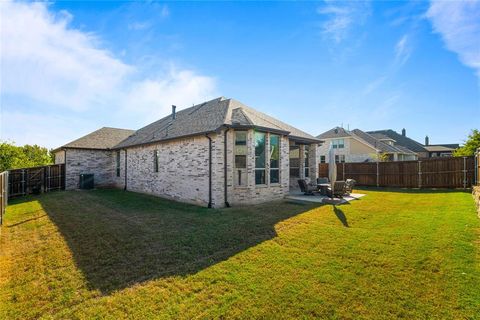 A home in Oak Point