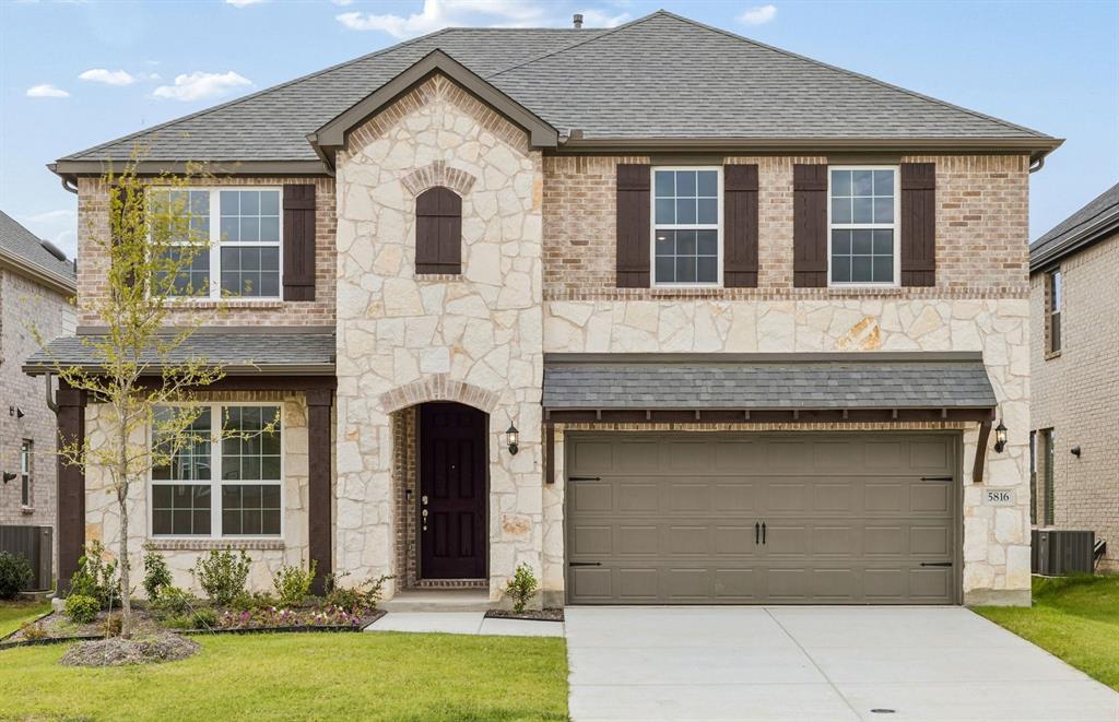 Photo 1 of 30 — 5816 Blackwell Avenue, Pilot Point, TX 75009