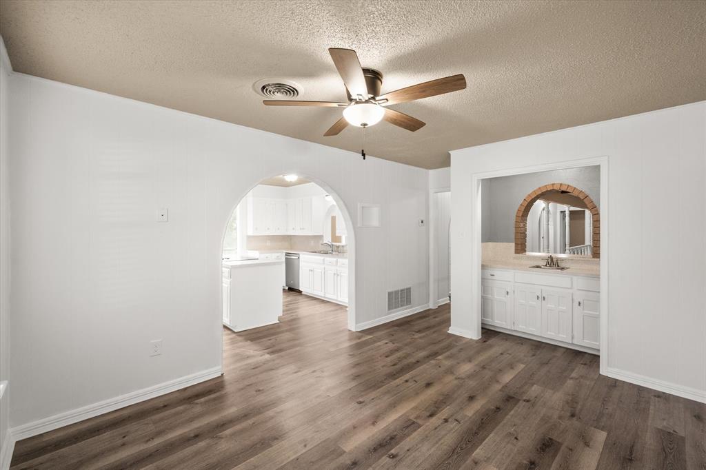 Irwin Keasler Dev Red Bird 06 - Residential Lease