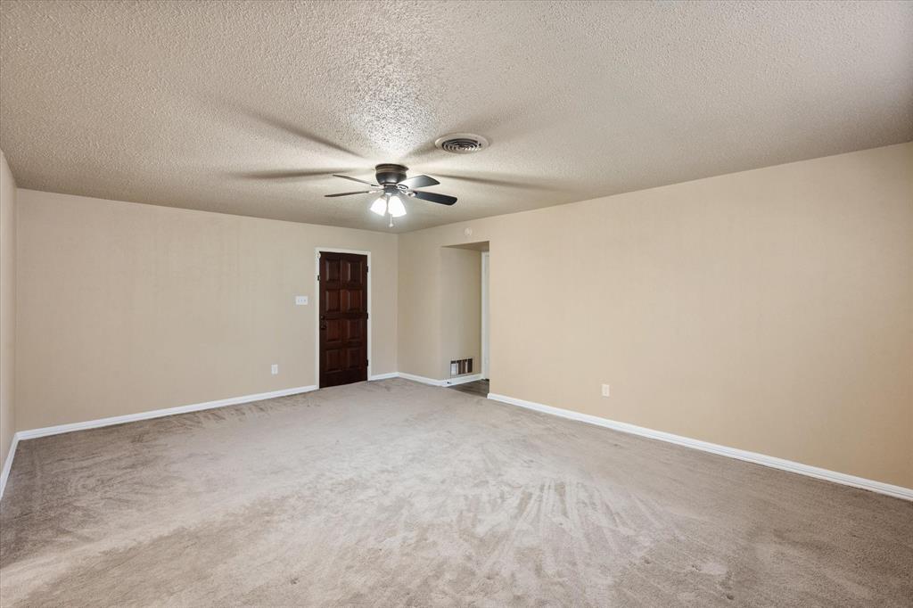 Irwin Keasler Dev Red Bird 06 - Residential Lease