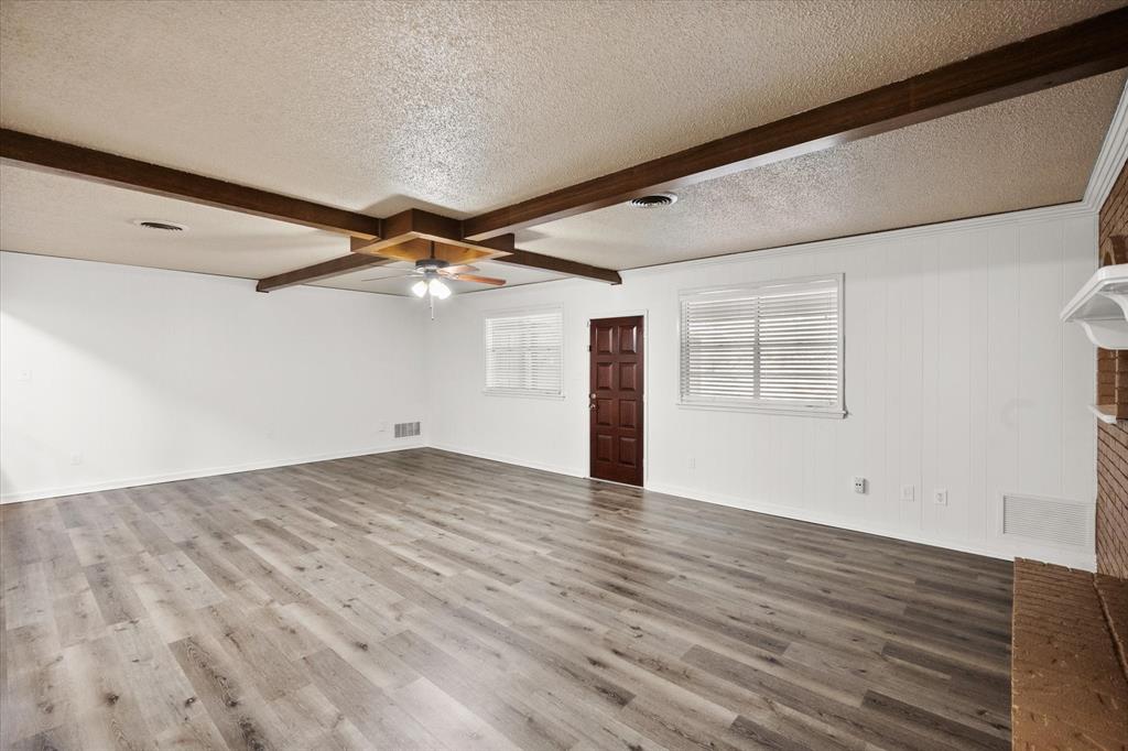 Irwin Keasler Dev Red Bird 06 - Residential Lease