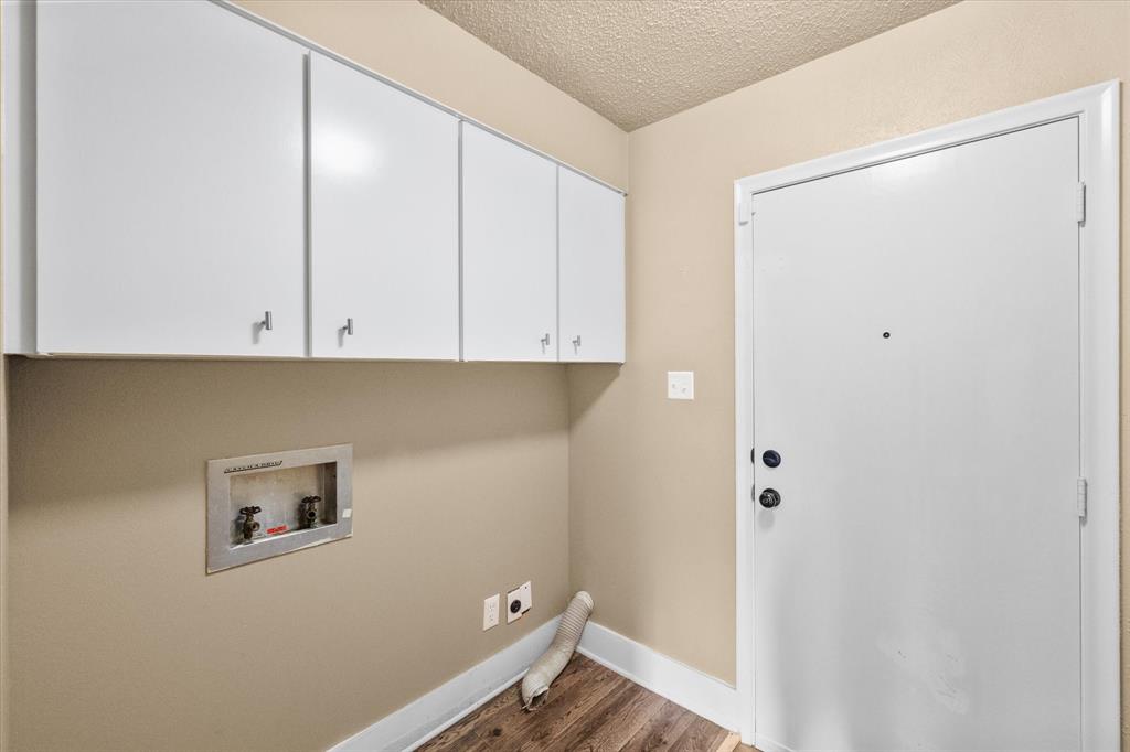 Irwin Keasler Dev Red Bird 06 - Residential Lease