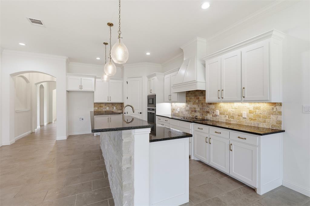 1473 Highland Park Circle