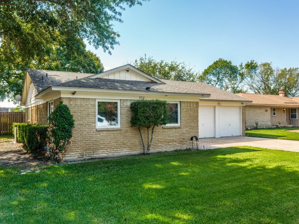 2912 Linden Lea
