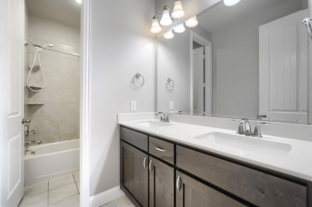 Stoney Crk Ph 2e - Residential