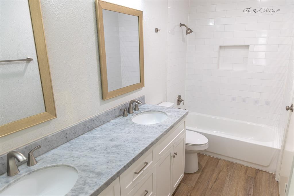 Teakwood Estates - Residential Lease