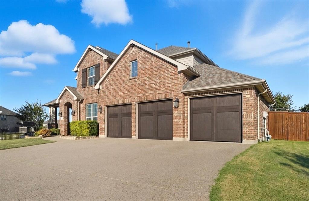 1413 Nutmeg Court