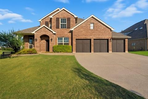 1413 Nutmeg Court Saginaw TX 76131
