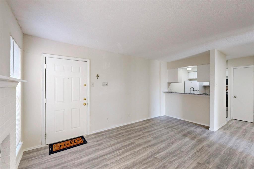 Royal Lane Highlands Condos - Residential Lease