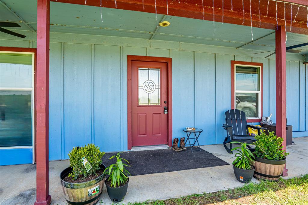 166 Private Road 1404