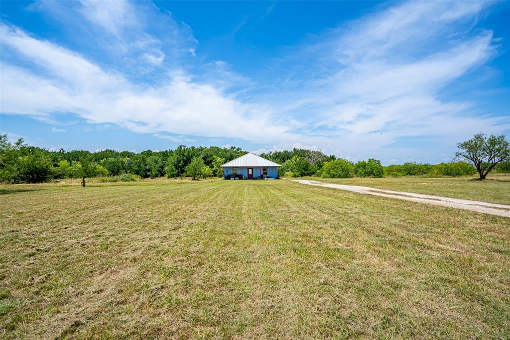 166 Private Road 1404