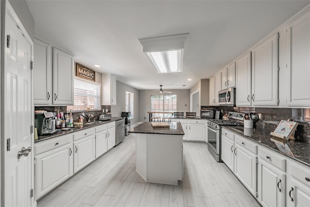 2141 Teal Court