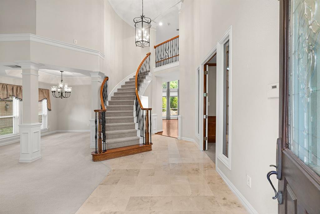210 Highland Oaks Circle