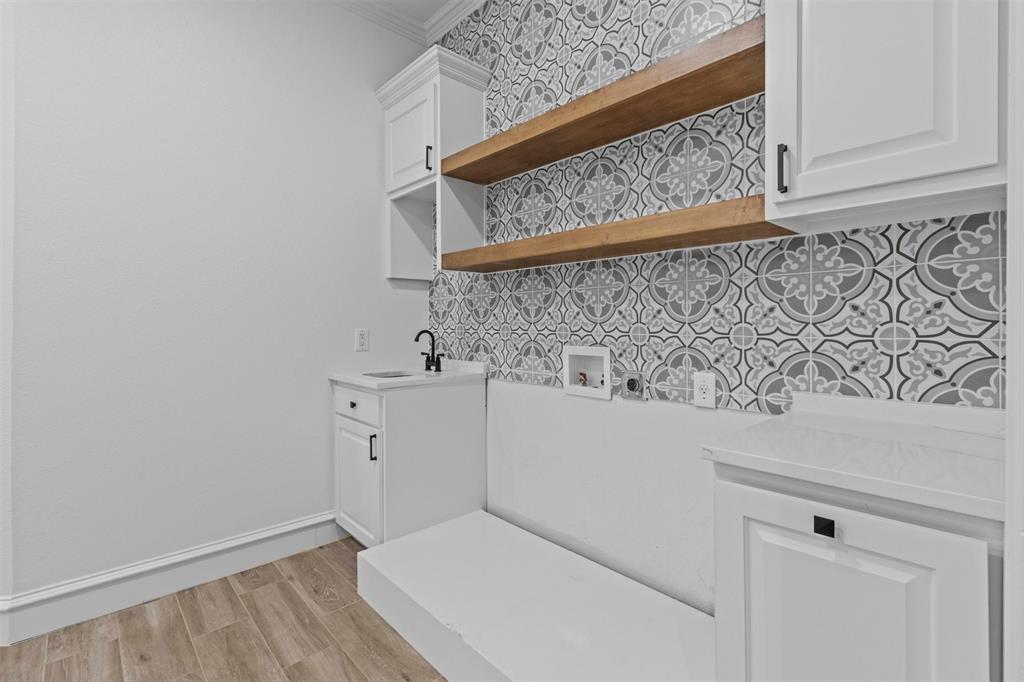 Manors At Waterford The - Residential