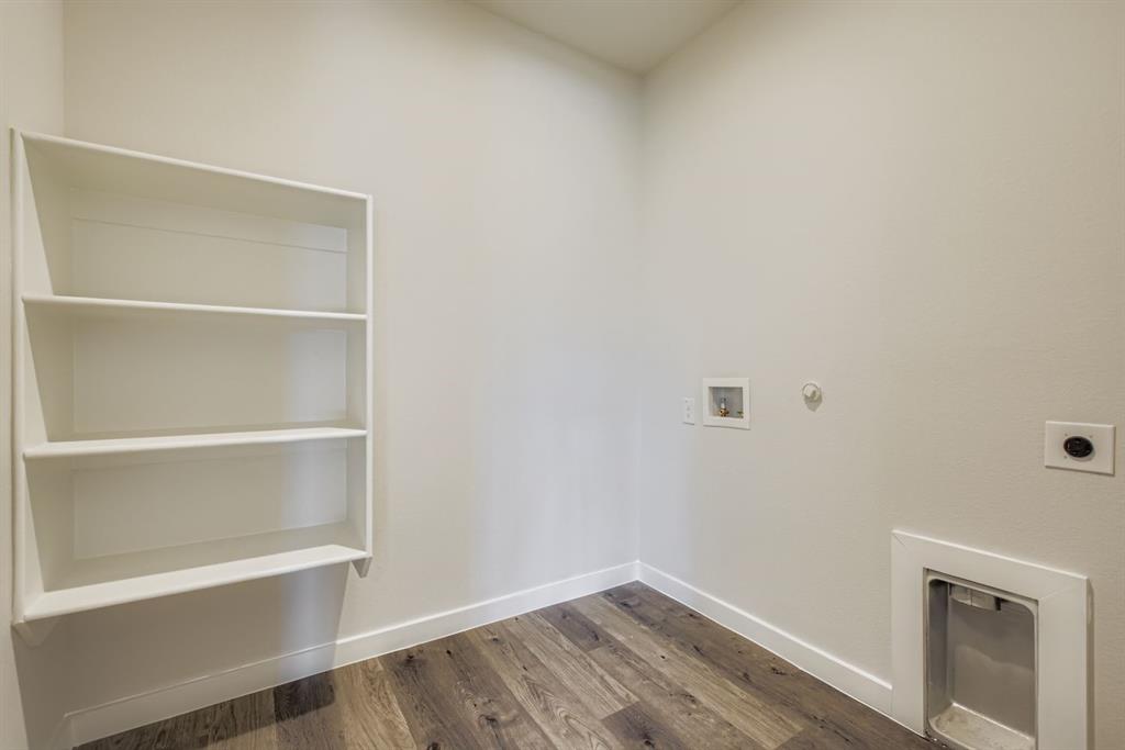 Middlefield Village - Residential