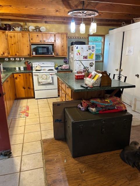 11413 County Road 1015