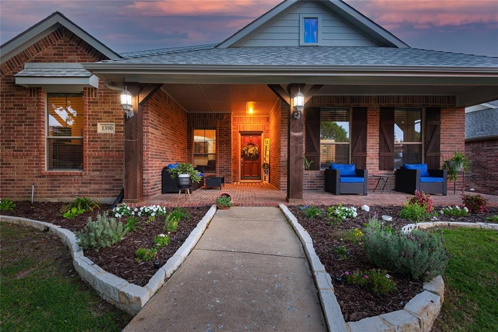 Photo of 1390 Gold Coast Drive, Rockwall, TX 75087 (MLS # 21238551)