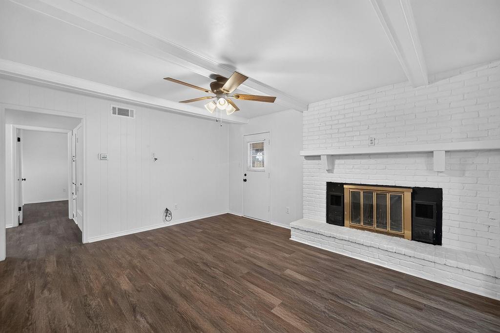 1715 Jenkins Lane