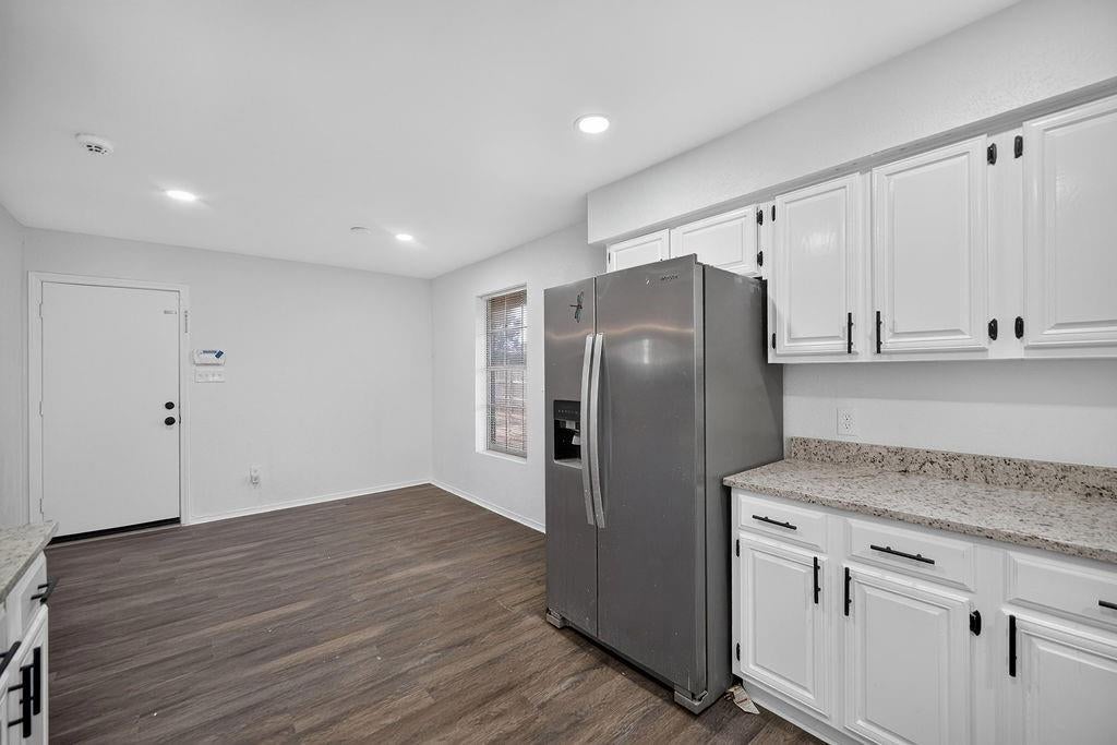 1715 Jenkins Lane