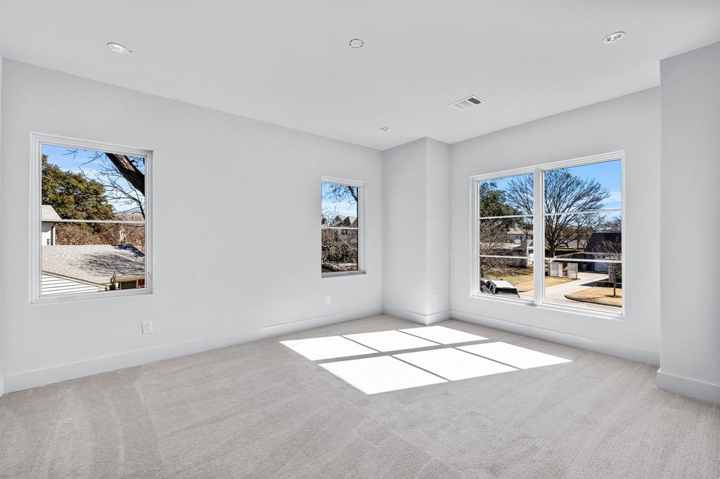 NORTH DAVILLA DRIVE ESTATES - Residential