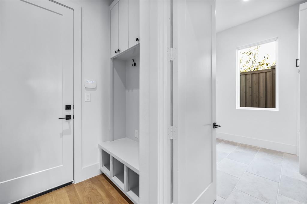 NORTH DAVILLA DRIVE ESTATES - Residential