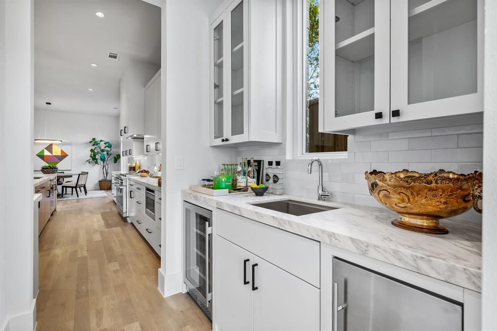 NORTH DAVILLA DRIVE ESTATES - Residential