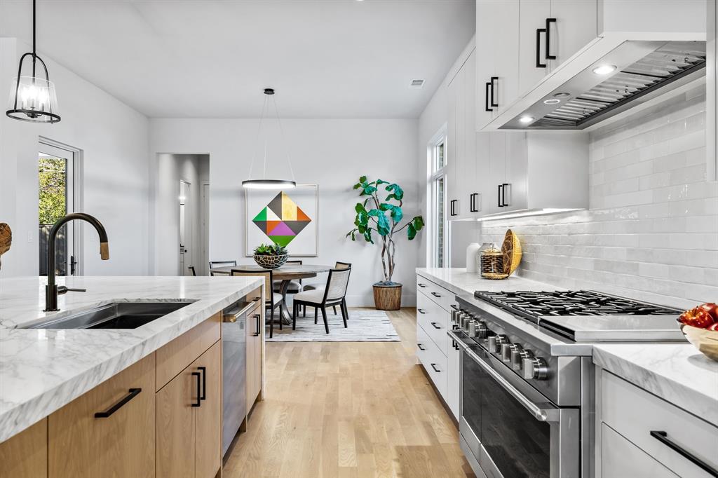 NORTH DAVILLA DRIVE ESTATES - Residential