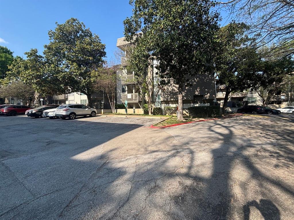 4859 Cedar Springs Road 150