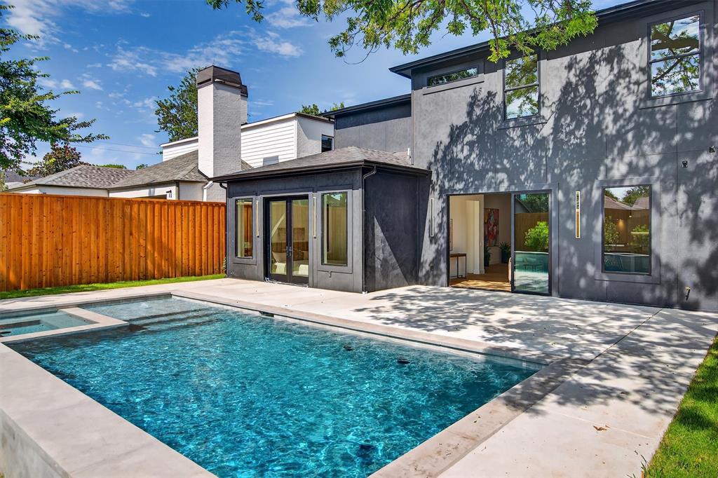 Lovers Lane Heights - Residential