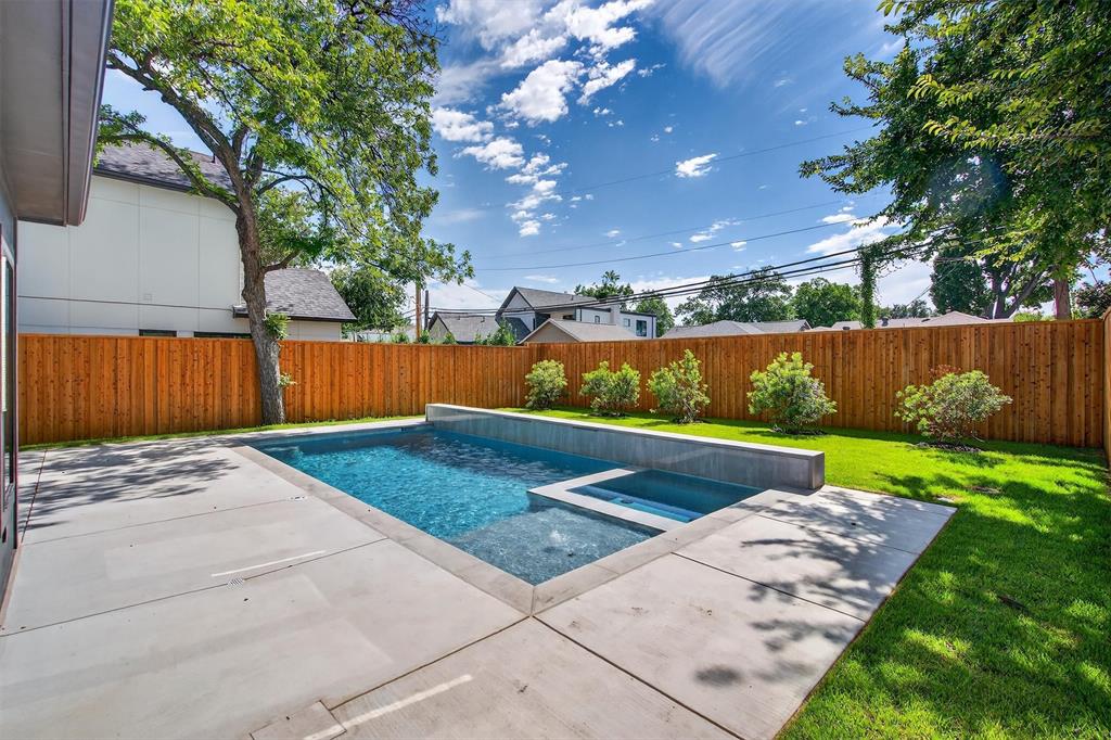 Lovers Lane Heights - Residential