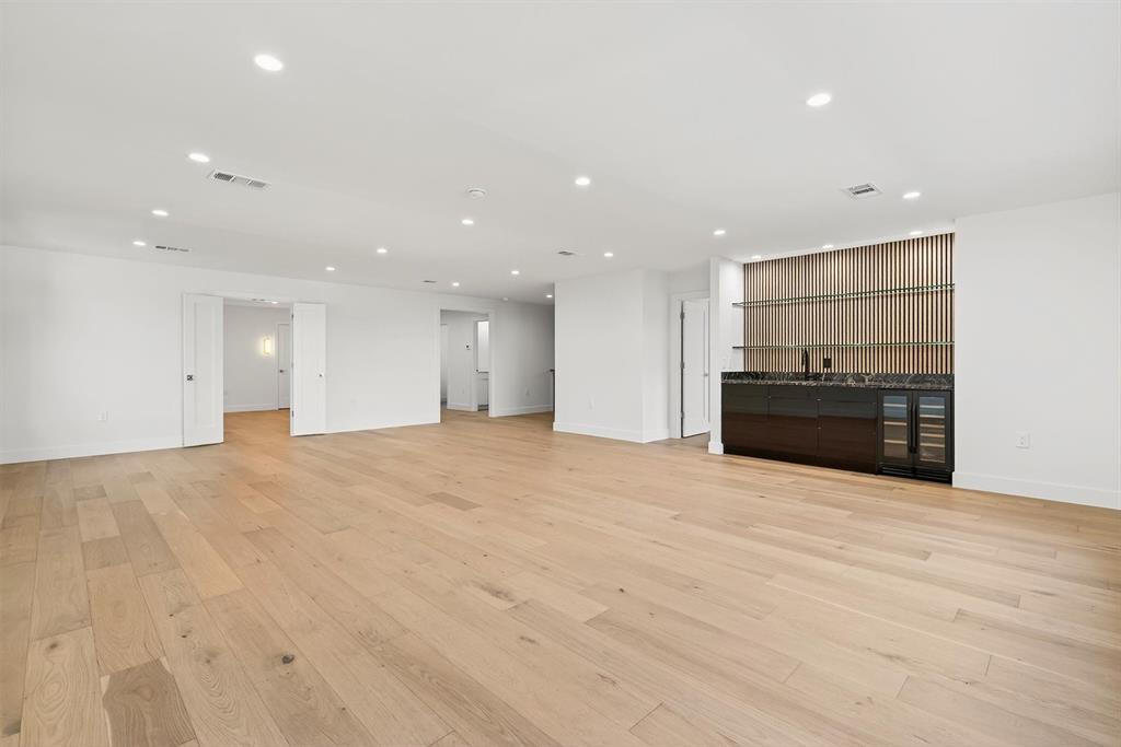 Lovers Lane Heights - Residential