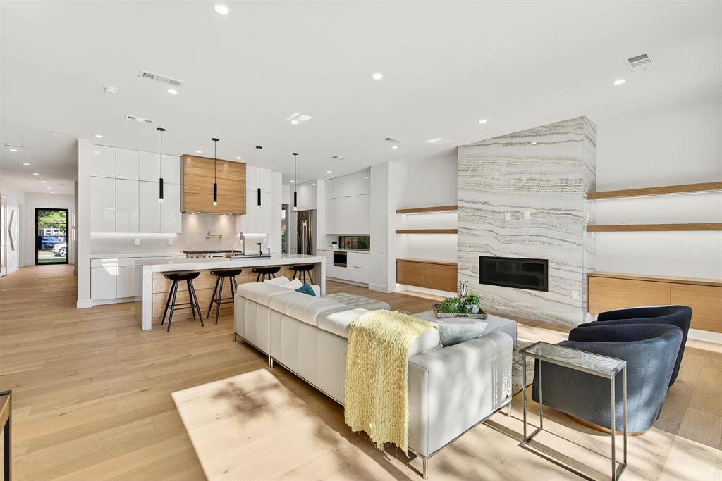 Lovers Lane Heights - Residential