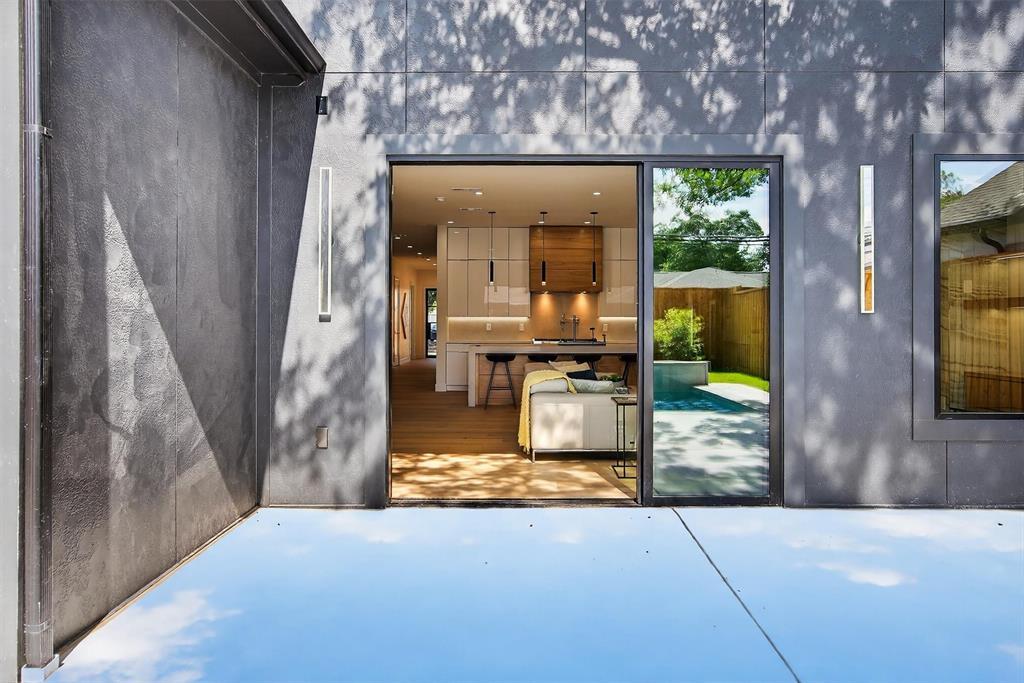 Lovers Lane Heights - Residential