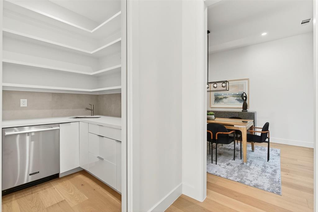 Lovers Lane Heights - Residential