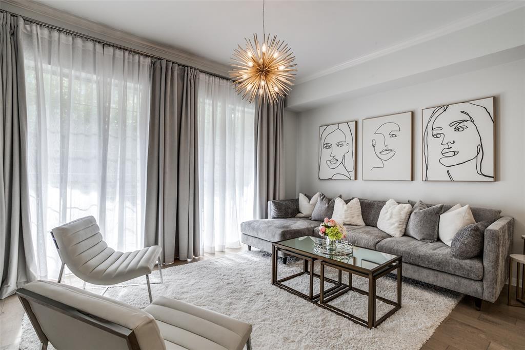 3225 Turtle Creek Boulevard 220