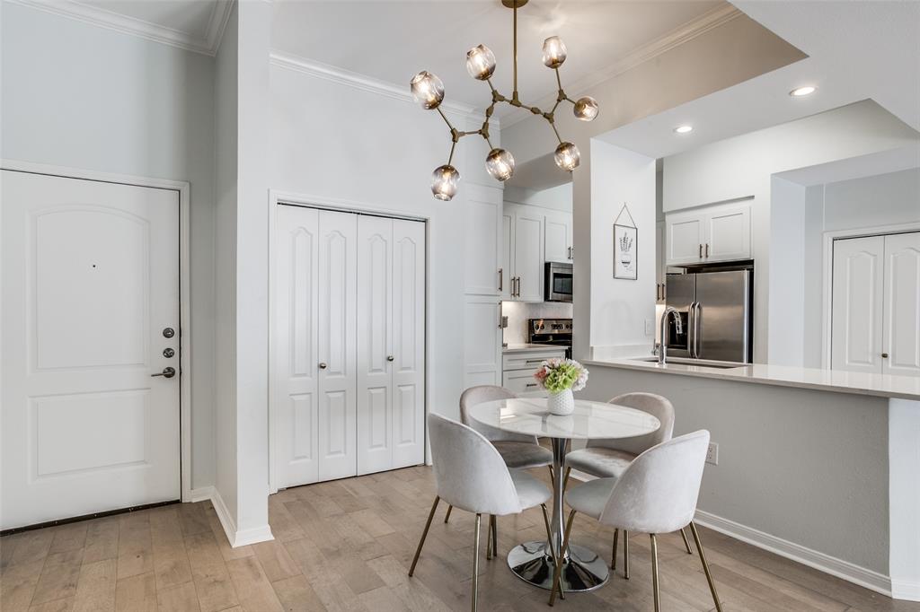 3225 Turtle Creek Boulevard 220