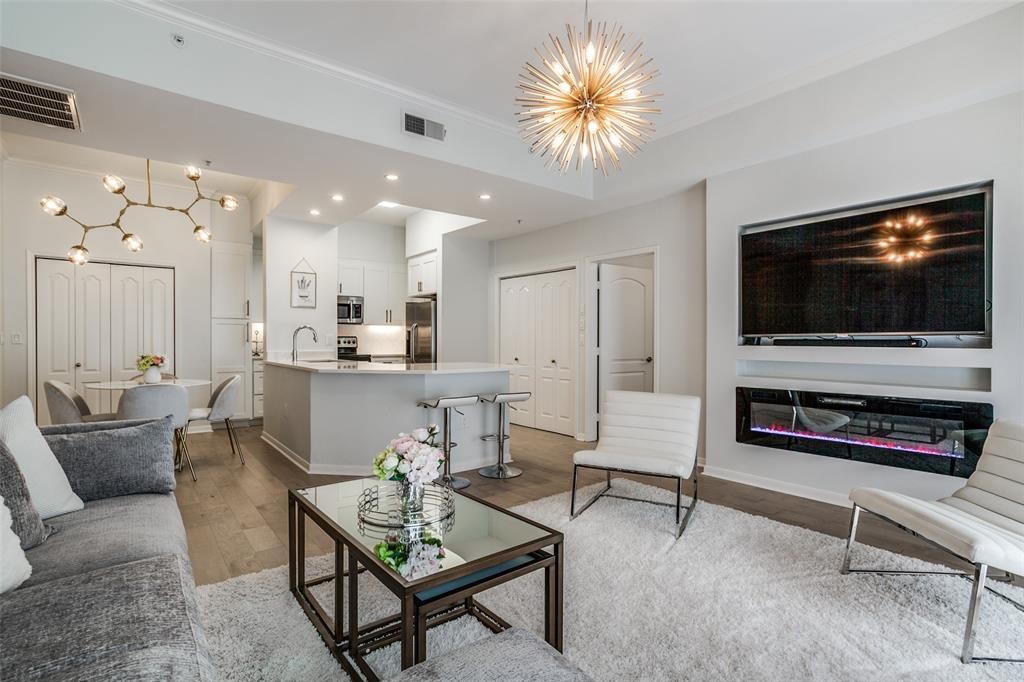 3225 Turtle Creek Boulevard 220