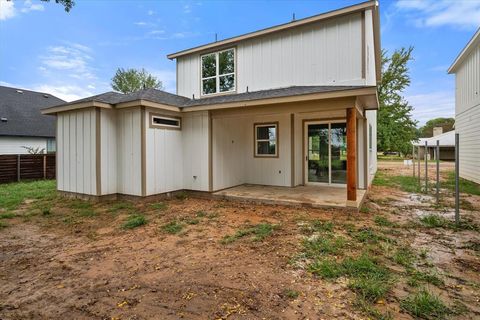 A home in Kemp