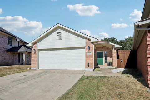 851 Arbor Hill Court Fort Worth TX 76120