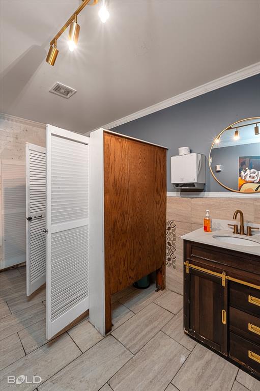 Howells Sub - Commercial Sale