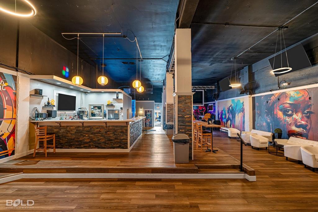 Howells Sub - Commercial Sale