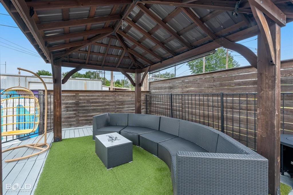 Howells Sub - Commercial Sale