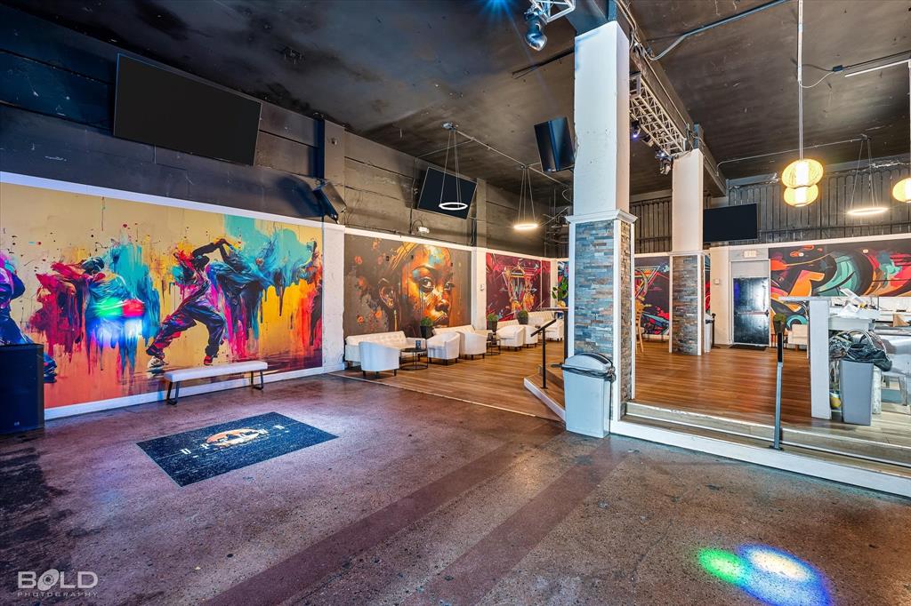 Howells Sub - Commercial Sale