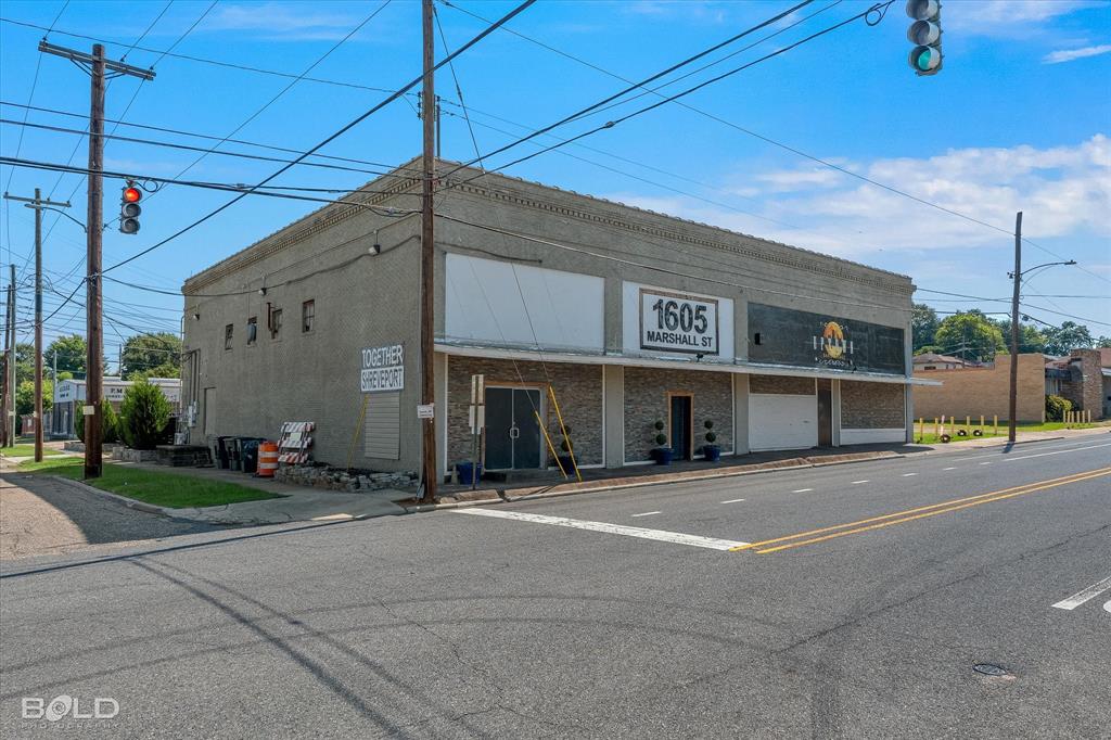 Howells Sub - Commercial Sale