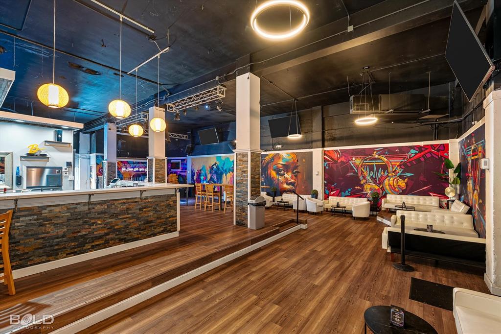 Howells Sub - Commercial Sale