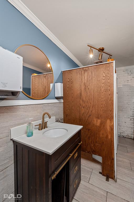 Howells Sub - Commercial Sale