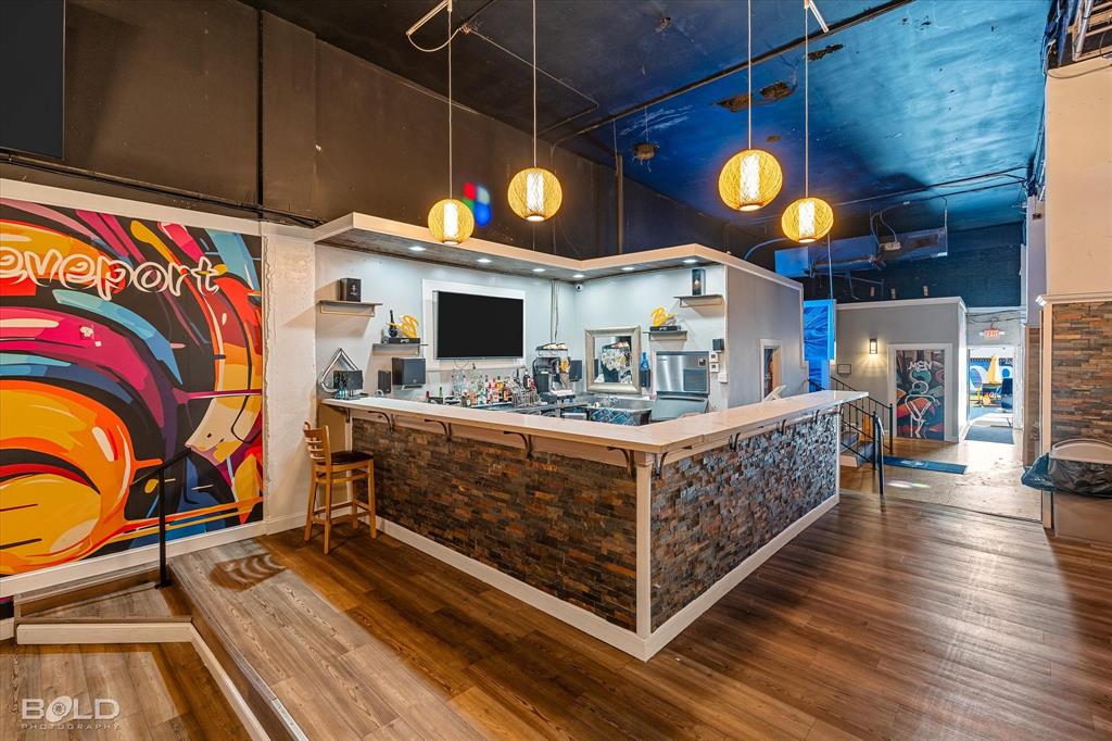 Howells Sub - Commercial Sale