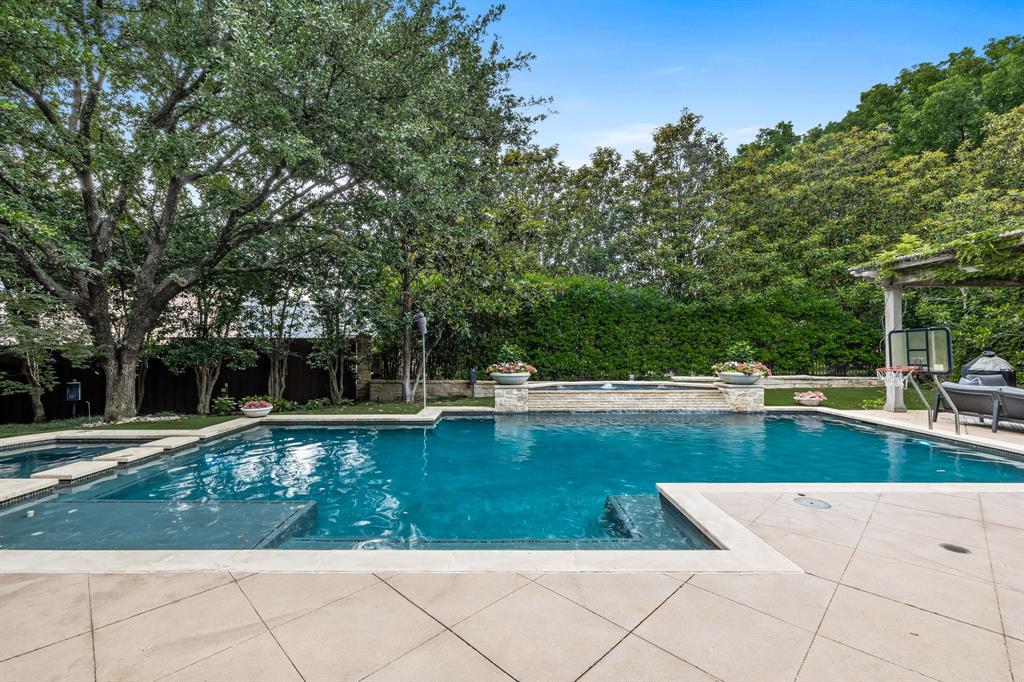 Glen Abbey - Residential