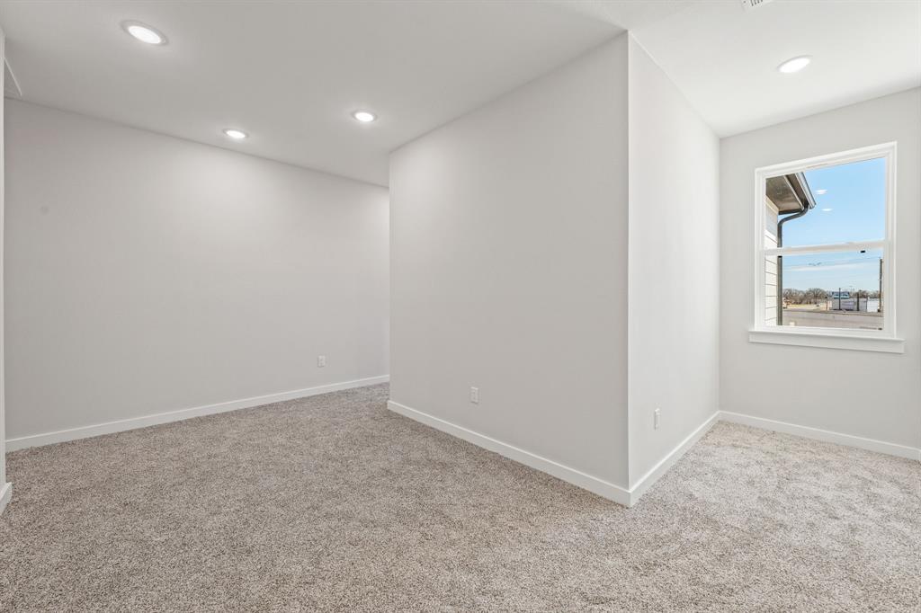 TARLETON CROSSINGS - Commercial Sale